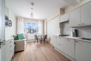 Southwark, London - Lovely Two-Bedroom Apartment