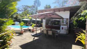 Alloro Jungle Villas