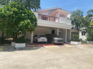 SHASHAS COZY MENAGE - An Independent Villa