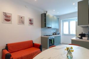 A Casa Di Peppa - Metro A Lucio Sestio - appartamento per famiglie e gruppi di amici