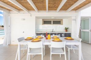 Penthouse Leukos by Salento Prime