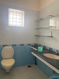 SHASHAS COZY MENAGE - An Independent Villa