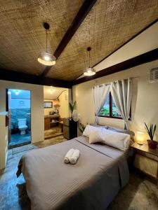 Peaceful Nipa House in Tuason Point surf spot