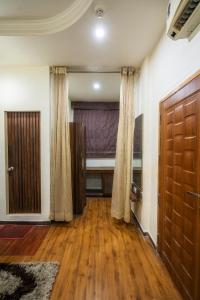 Hotel Bhabha