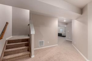 Private Unit in Lazy Creek - 45 min from Denver