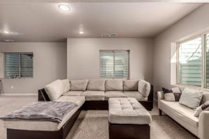 Private Unit in Lazy Creek - 45 min from Denver