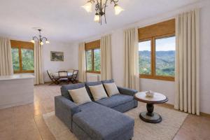 Catalunya Casas Spectacular mountain views, just 4km to the beach