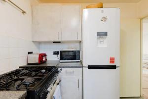 Cosy 1-Bedroom near Chelsea Stadium