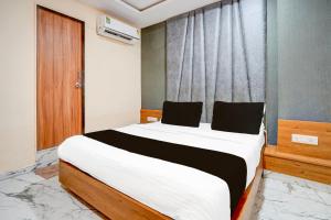 Hotel O Royal King