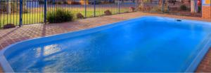 Warren Macquarie Valley Motor Inn Hotel lobby
