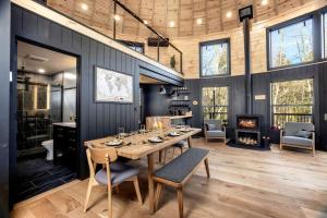 Spectacular Yurt with Breathtaking Outdoor and Indoor Spaces in Vermont