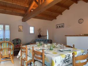 NO100-006 Mais 3 pièces - 4 couchages NOIRMOUTIER EN LILE