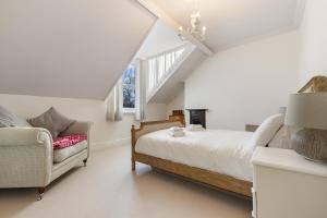 Gorgeous Victorian Town-house in York with Parking - Pass the Keys