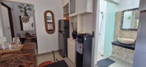 Cozy 1Bedroom House with Kitchen Work Space