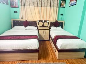 Gyanis Adventure Trekkers Home