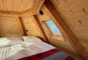 Osada Poli Kotelnica - Panoramiczny Domek z Prywatną Balią i Hydromasażem