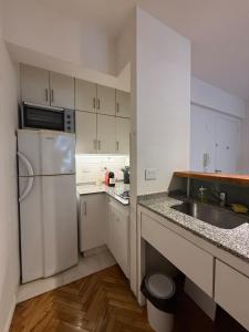 Bright studio apartment in an excellent location