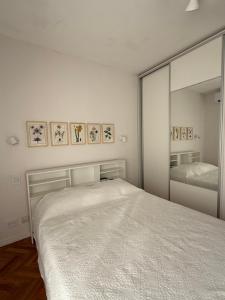 Bright studio apartment in an excellent location