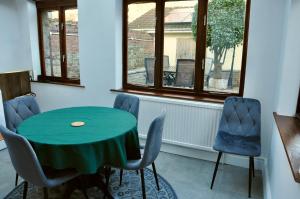 Ash Cottage - Caerleon