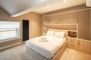 Spacious 3BR Townhouse Near Hyde Park