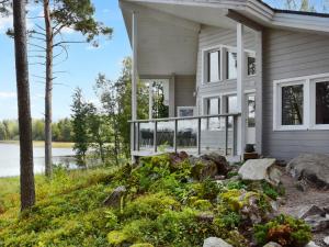 Holiday Home Villa lokinkärki by Interhome