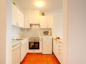 Apartment Lima - Sunny Way by Interhome