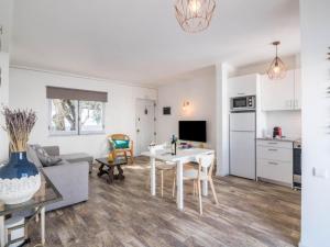 Apartment Patrick - Sunny Way by Interhome