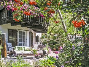 Apartment Laurin-1 by Interhome