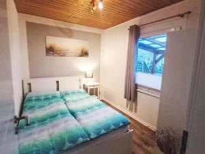 Holiday Home Bungalow 33 by Interhome