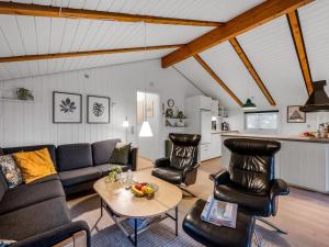 Holiday Home Veera - from the sea by Interhome