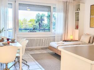 Apartment Blue Lake Lugano Apt-312 by Interhome