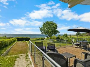 Holiday Home Ubavka - 100m from the sea by Interhome