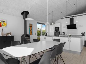 Holiday Home Ubavka - 100m from the sea by Interhome