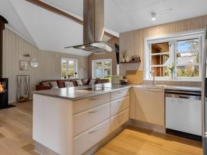 Holiday Home Marisol - 200m from the sea by Interhome