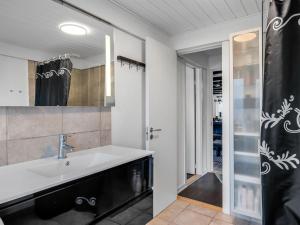 Holiday Home Juditha - 750m from the sea by Interhome