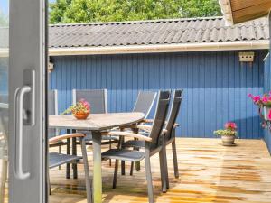 Holiday Home Ilja - 700m from the sea by Interhome