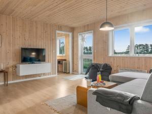 Holiday Home Ovine - 900m from the sea by Interhome