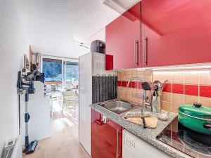 Studio Soyouz Vanguard-107 by Interhome