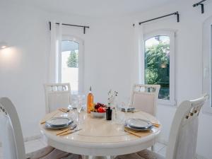 Holiday Home Zauberfee by Interhome