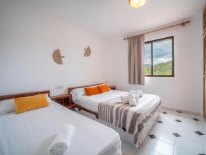 Apartment Es Grop Vista Mar-14 by Interhome