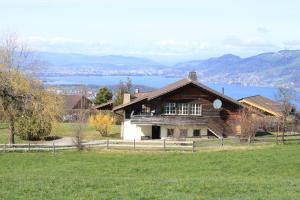 Aeschi bei Spiez ganzes Haus