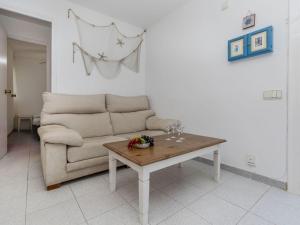 Holiday Home Leonor by Interhome