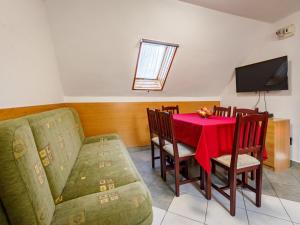 Apartment Captain 2 by Interhome