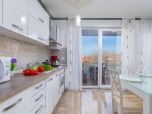 Holiday Home Villa Ricardo by Interhome