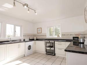 Holiday Home Greenaway by Interhome