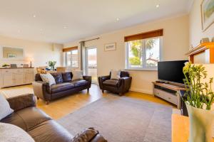 3 Bed in Padstow oc-p00130