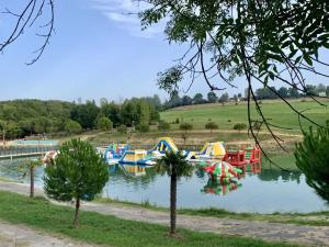 ZEcamping 3 étoiles dog friendly avec piscine couverte et chauffée