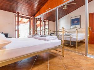 Holiday Home Atri giardino by Interhome