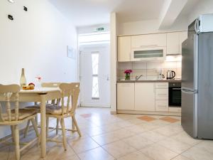 Apartment Mistral-4 by Interhome