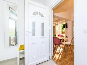 Apartment Lavander by Interhome